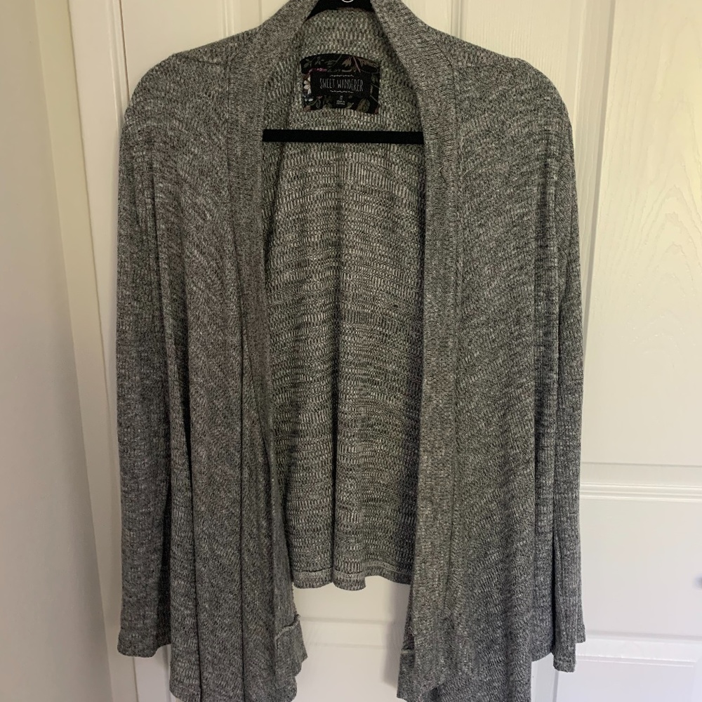 sweet wanderer- gray cardigan